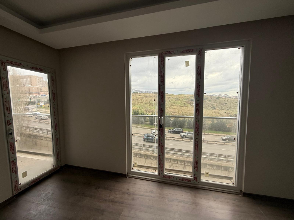 Viva Perla 2+1 Kapalı Mutrfak Havuzlu 7/24 Güvenlikli Boş Daire