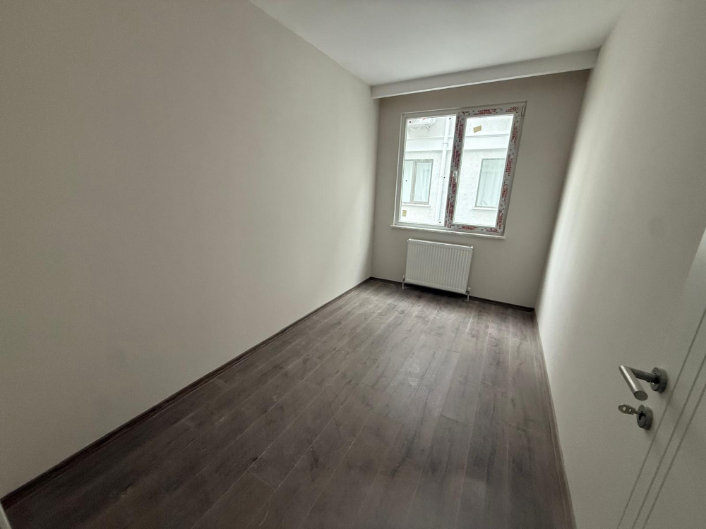 Viva Perla 2+1 Kapalı Mutrfak Havuzlu 7/24 Güvenlikli Boş Daire