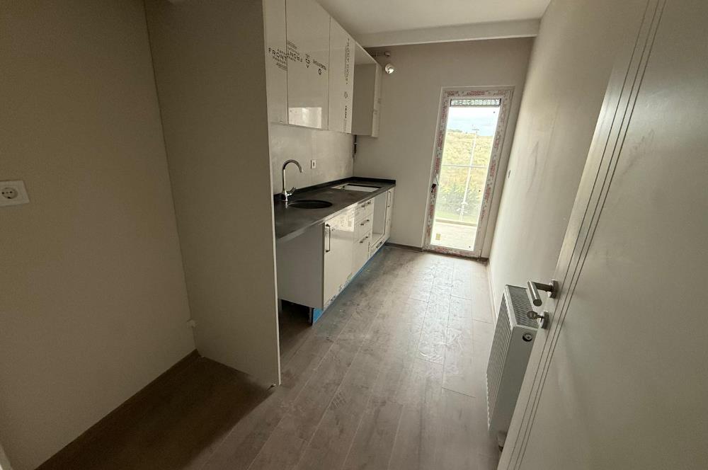 Viva Perla 2+1 Kapalı Mutrfak Havuzlu 7/24 Güvenlikli Boş Daire