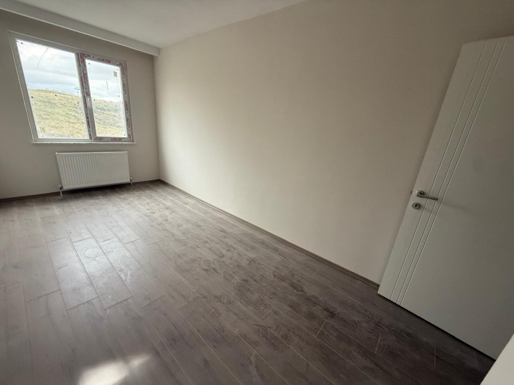 Viva Perla 2+1 Kapalı Mutrfak Havuzlu 7/24 Güvenlikli Boş Daire