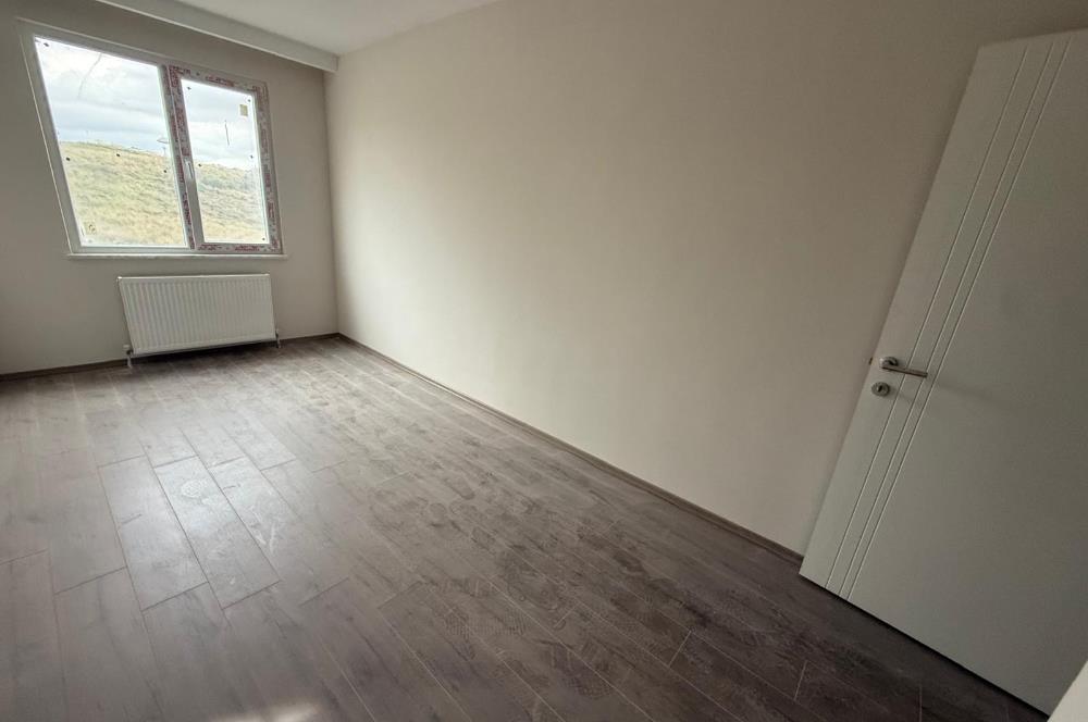 Viva Perla 2+1 Kapalı Mutrfak Havuzlu 7/24 Güvenlikli Boş Daire