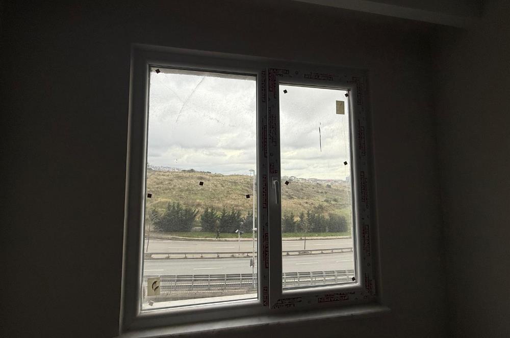 Viva Perla 2+1 Kapalı Mutrfak Havuzlu 7/24 Güvenlikli Boş Daire