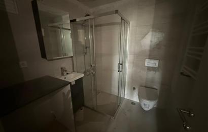 Viva Perla 2+1 Kapalı Mutrfak Havuzlu 7/24 Güvenlikli Boş Daire