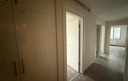 Viva Perla 2+1 Kapalı Mutrfak Havuzlu 7/24 Güvenlikli Boş Daire