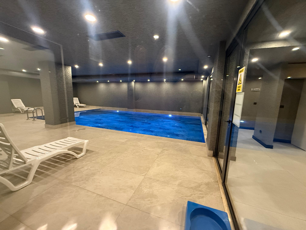 Meda Marmara 2 Sitesinde Havuzlu Güvenlikli Satılık 2+1Boş Daire