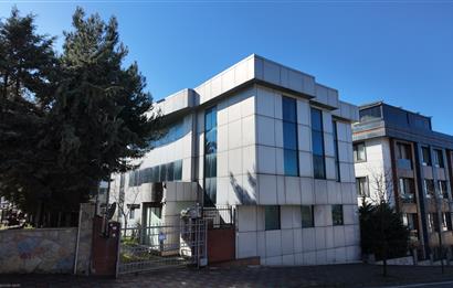 C21NEXAR'DAN ANA CADDE ÜZERİ 85O m² KOMPLE KİRALIK PLAZA BİNASI