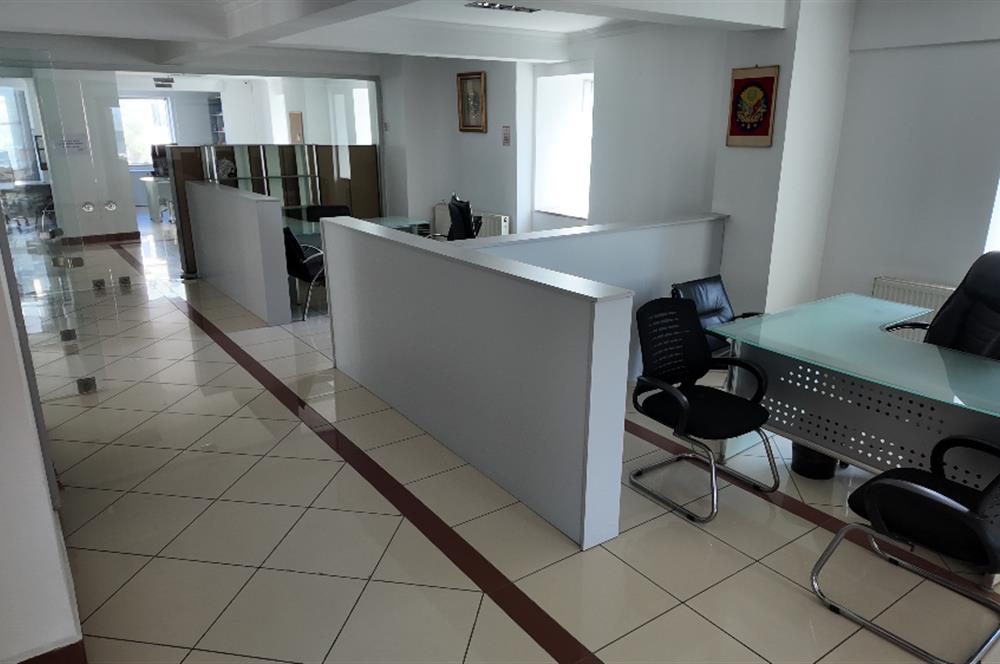 C21NEXAR'DAN ANA CADDE ÜZERİ 85O m² KOMPLE KİRALIK PLAZA BİNASI