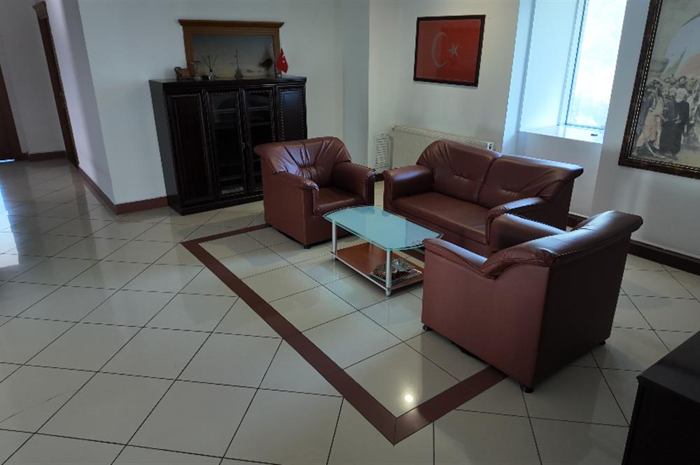 C21NEXAR'DAN ANA CADDE ÜZERİ 85O m² KOMPLE KİRALIK PLAZA BİNASI