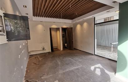 ŞAİRARŞİ CADDE ÜZERİ KÖŞE DÜKKAN 28m2 + 15m2 ÖN KULLANIMLI