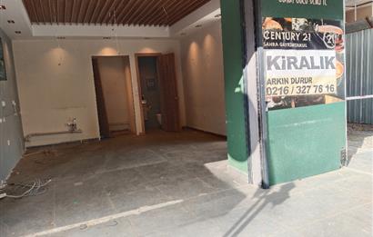ŞAİRARŞİ CADDE ÜZERİ KÖŞE DÜKKAN 28m2 + 15m2 ÖN KULLANIMLI