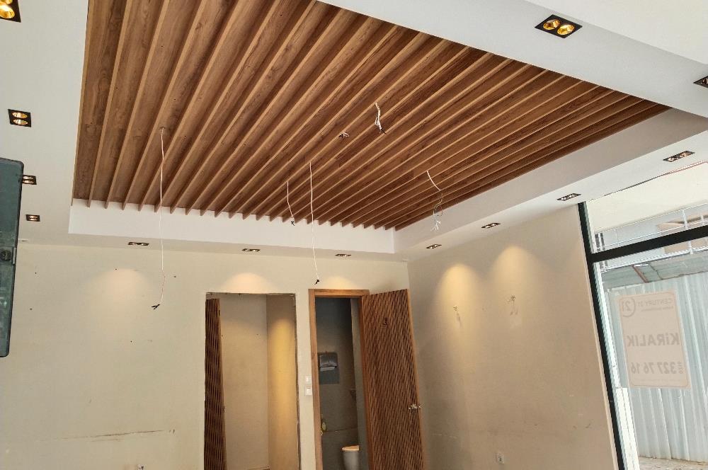 ŞAİRARŞİ CADDE ÜZERİ KÖŞE DÜKKAN 28m2 + 15m2 ÖN KULLANIMLI