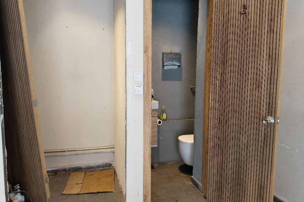 ŞAİRARŞİ CADDE ÜZERİ KÖŞE DÜKKAN 28m2 + 15m2 ÖN KULLANIMLI