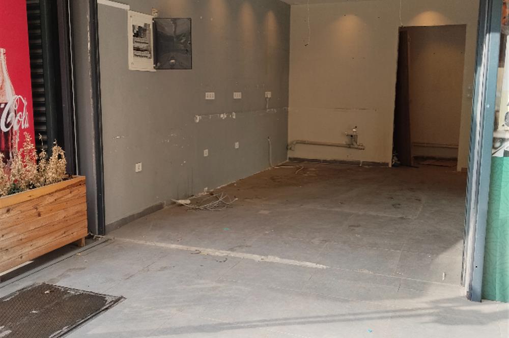 ŞAİRARŞİ CADDE ÜZERİ KÖŞE DÜKKAN 28m2 + 15m2 ÖN KULLANIMLI
