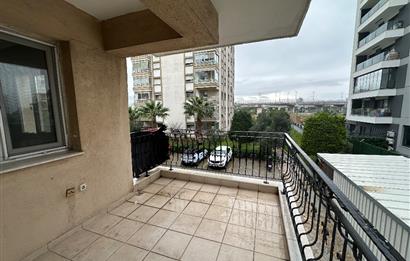 Merkezi Konumda Güvenlikli Sitede Ferah 2+1 