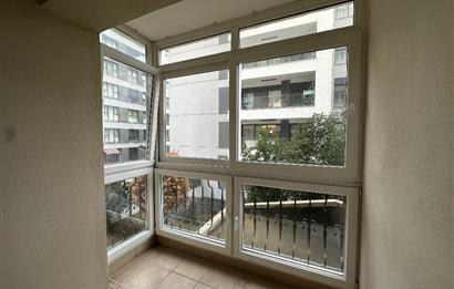 Merkezi Konumda Güvenlikli Sitede Ferah 2+1 