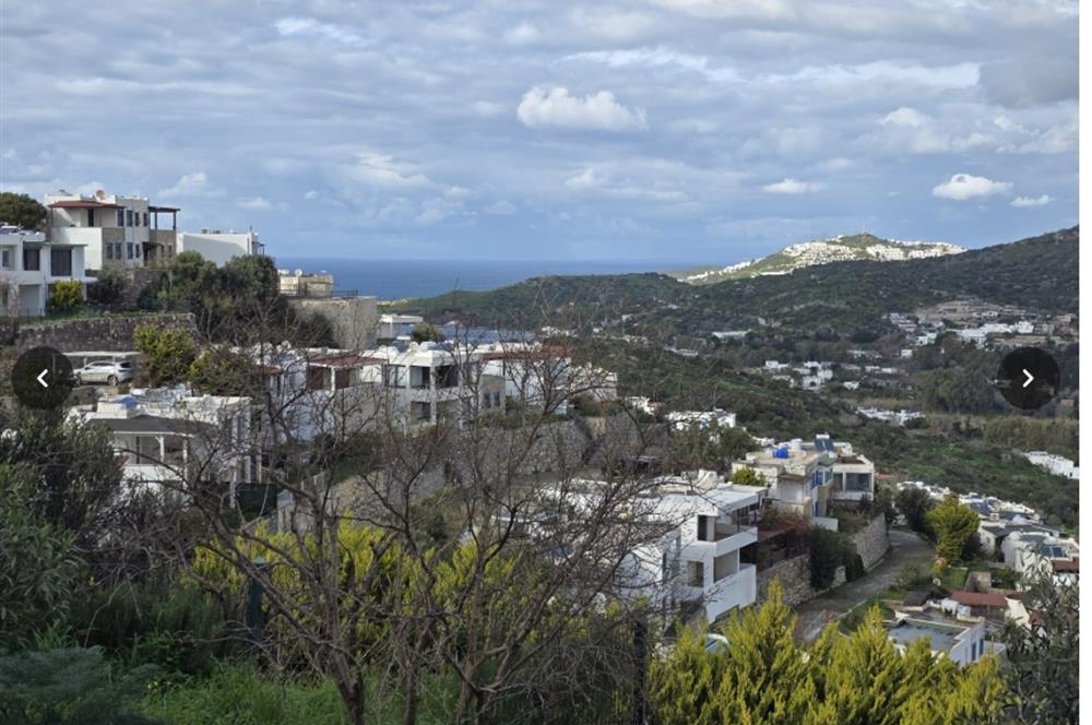 Bodrum Gümüşlük Satılık Deniz Manzaralı İkiz Villa