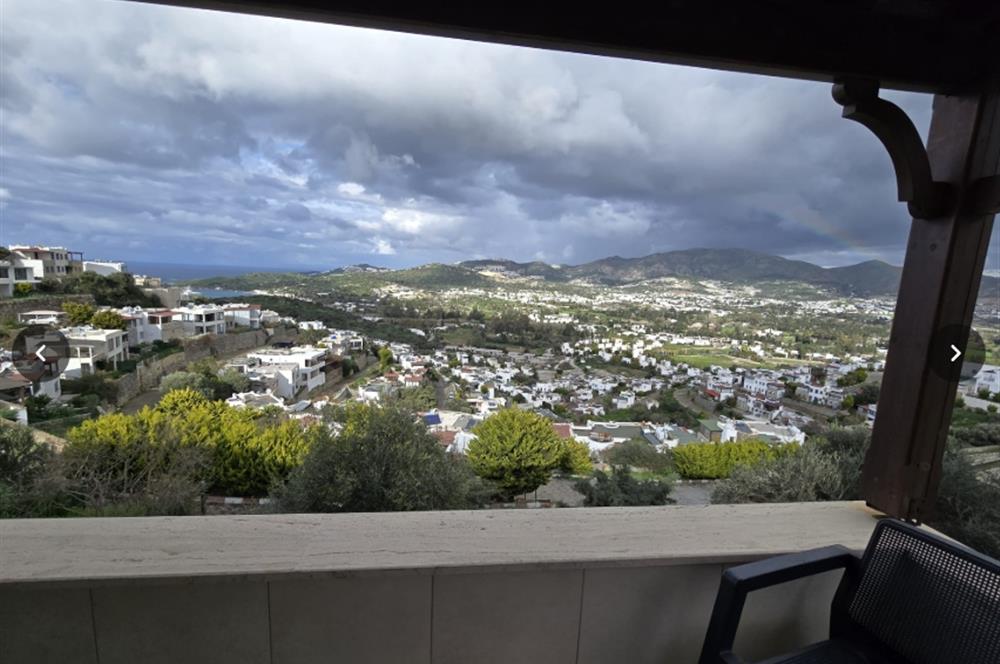 Bodrum Gümüşlük Satılık Deniz Manzaralı İkiz Villa