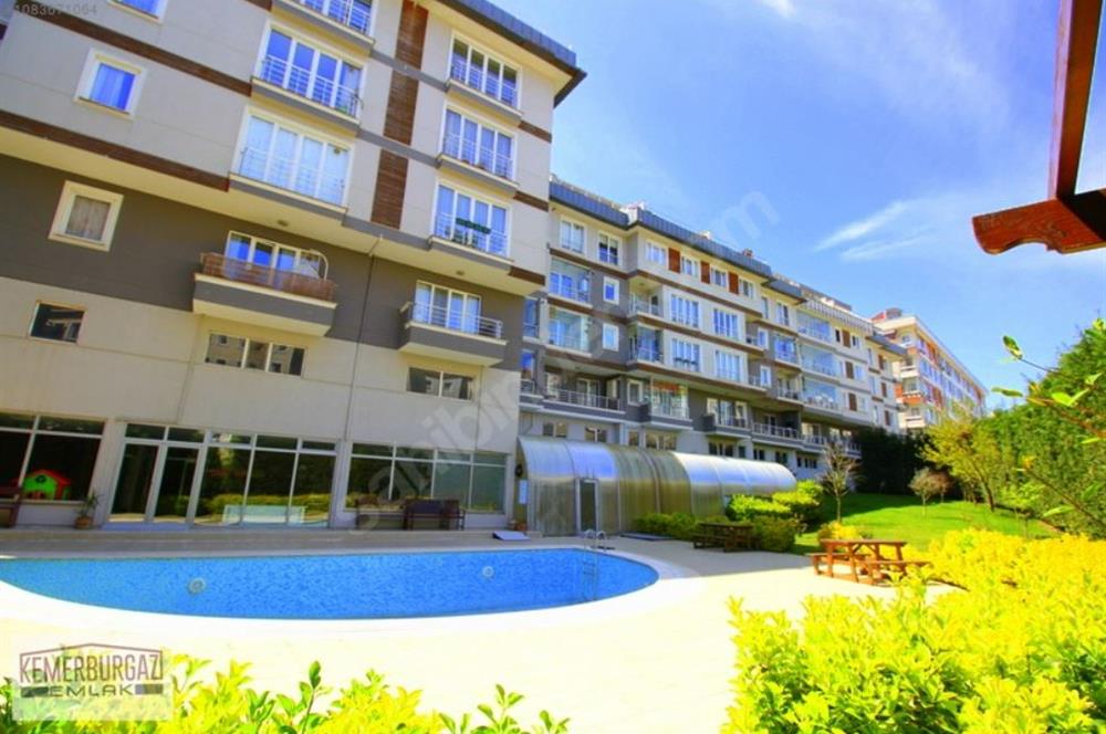 KEMER VADİ SİTESİNDE FERAH KULLANIMLI BALKONLU BEYAZ EŞYALI  1+1 DAİRE