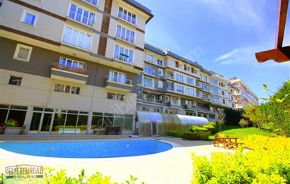 KEMER VADİ SİTESİNDE FERAH KULLANIMLI BALKONLU BEYAZ EŞYALI  1+1 DAİRE