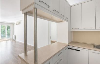 KEMER VADİ SİTESİNDE FERAH KULLANIMLI BALKONLU BEYAZ EŞYALI  1+1 DAİRE