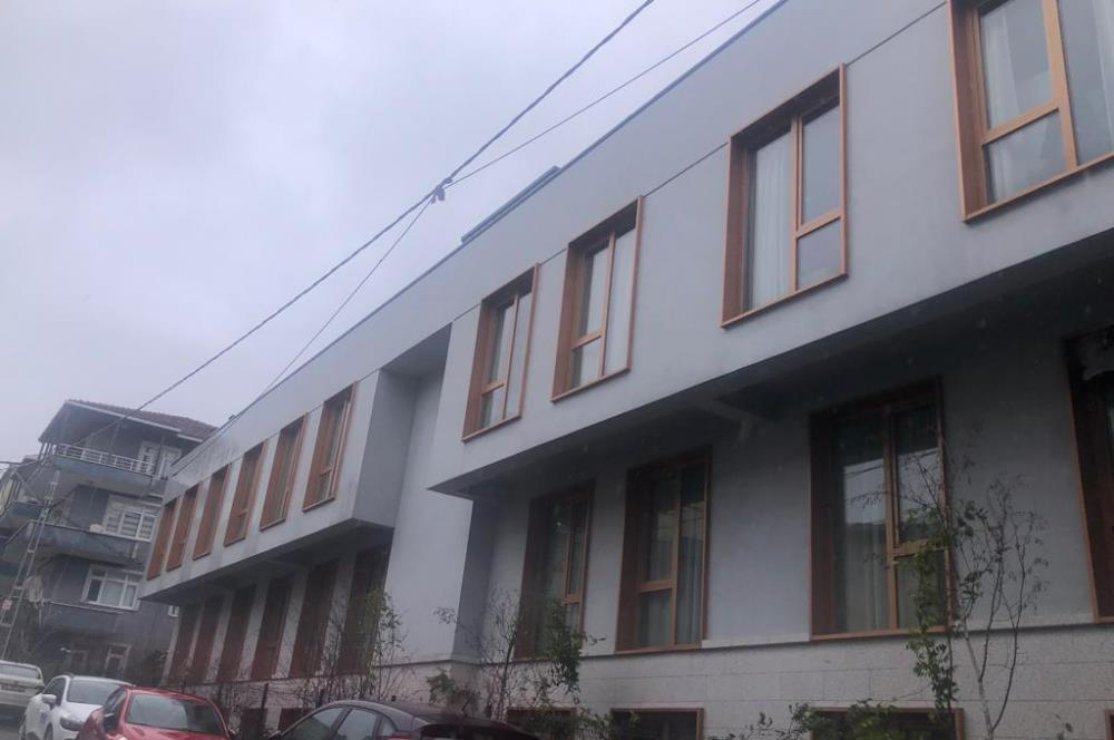 C21 DEN KEMERBURGAZ HİM CADDE’DE 1+1 MODERN EŞYALI ŞIK DAİRE