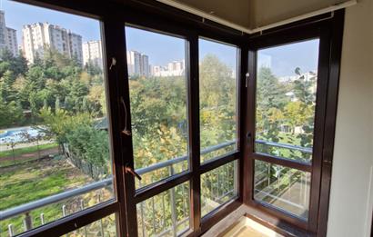 BAŞAKŞEHİR'de GENİŞ BAHÇELİ LÜKS KİRALIK VİLLA