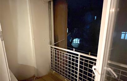  C21 Cius; Eşref Dinçer Mahallesinde 2+1 Ara Kat Eşyalı Satılık Daire