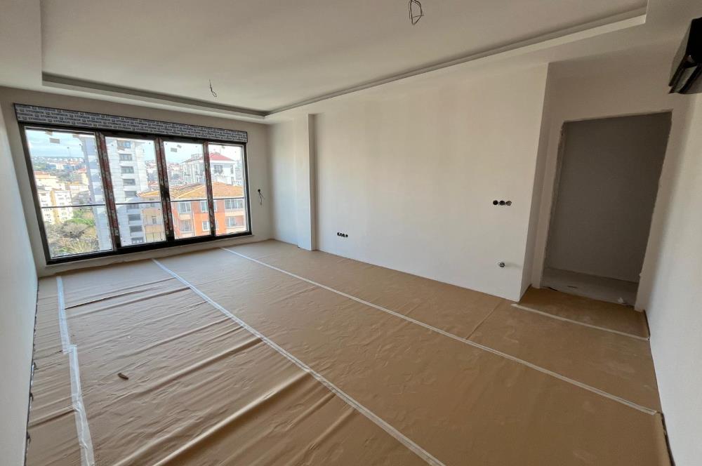 BOSTANCI'DA SAHİLE İDOYA YAKIN 0 BİNADA ULTRA LÜX 3+1