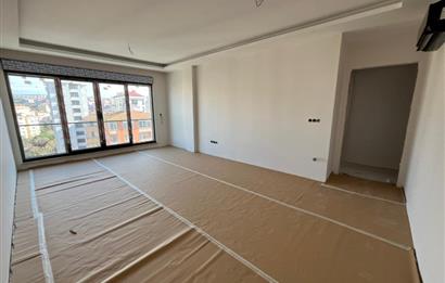 BOSTANCI'DA SAHİLE İDOYA YAKIN 0 BİNADA ULTRA LÜX 3+1