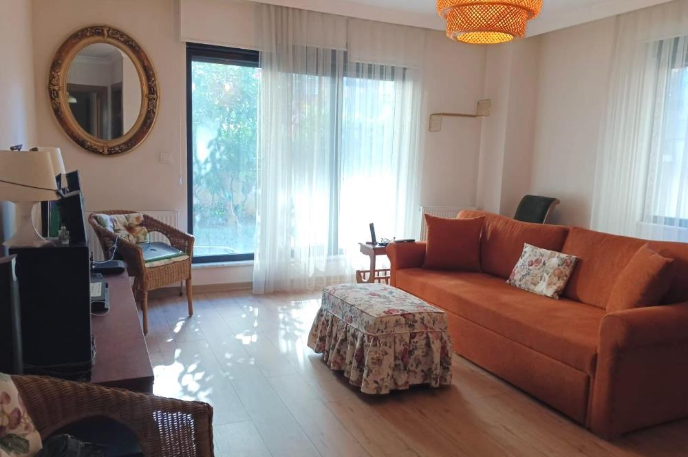 ALTINTEPE'DE MERKEZİ KONUMDA ÖN CEPHE BAHÇE MULLANIMLI 2+1