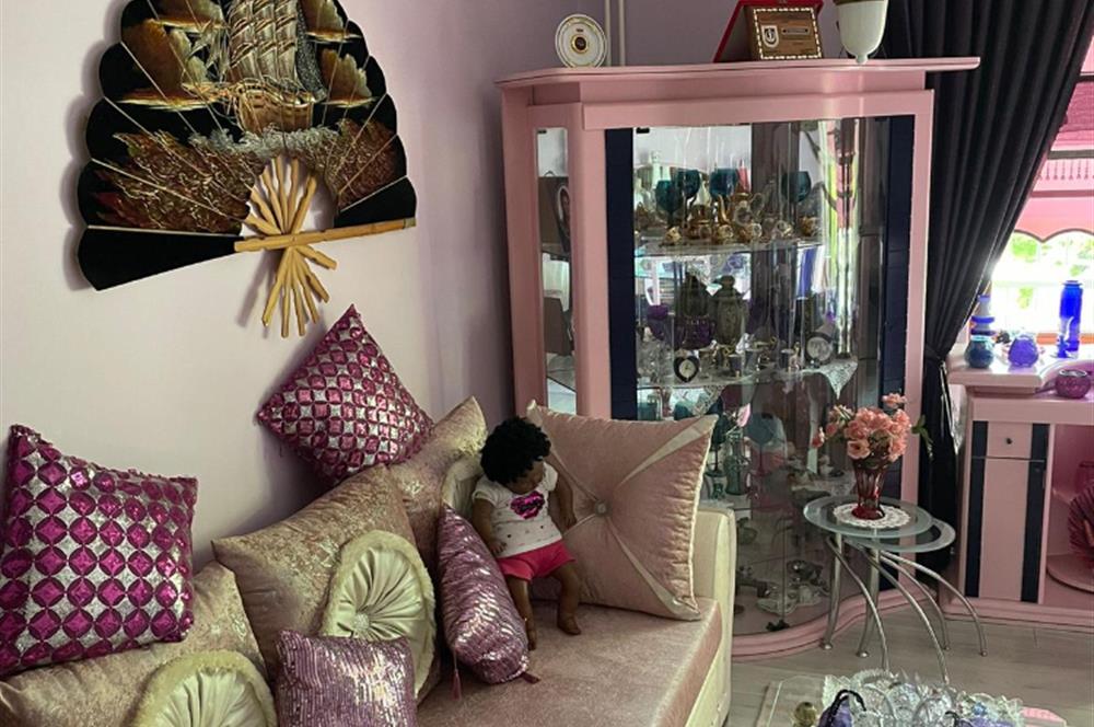 GÖZDE EVLER SİTESİ KÖŞE KONUMLU KİRALIK VİLLA