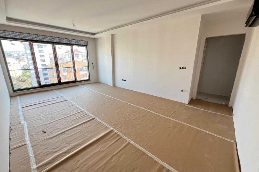 BOSTANCI'DA SAHİLE İDOYA YAKIN 0 BİNADA ULTRA LÜX 3+1