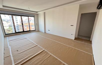 BOSTANCI'DA SAHİLE İDOYA YAKIN 0 BİNADA ULTRA LÜX 3+1