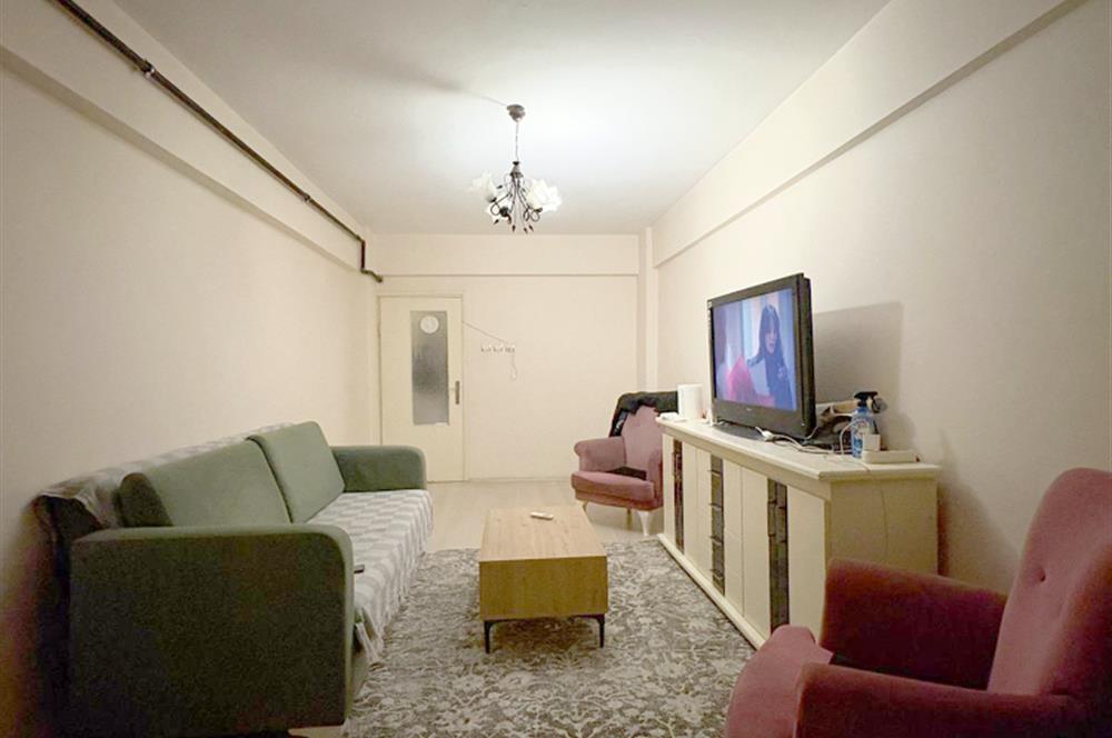  C21 Cius; Eşref Dinçer Mahallesinde 2+1 Ara Kat Eşyalı Satılık Daire