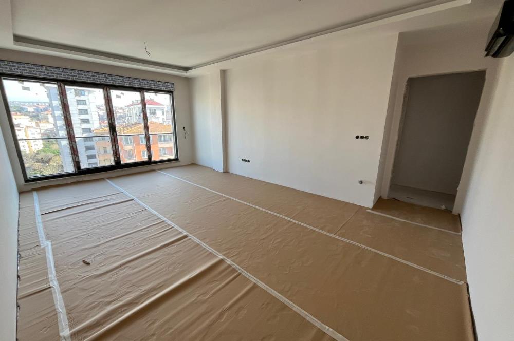 BOSTANCI'DA SAHİLE İDOYA YAKIN 0 BİNADA ULTRA LÜX 3+1