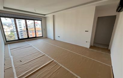 BOSTANCI'DA SAHİLE İDOYA YAKIN 0 BİNADA ULTRA LÜX 3+1