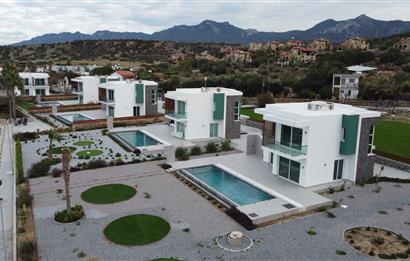 KKTC ESENTEPE ÇATALKÖY ALAGADİ KÖYÜ FUL YAPILI FUL EŞYALI HAVUZLU DENİZE SIFIR 4+1 VİLLA 