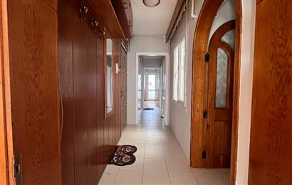 Bostanlı Cemal Gürsel Caddesinde 3+1 Kiralık İş Yeri veya Daire