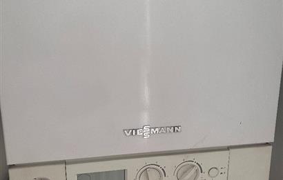 Bostanlı Cemal Gürsel Caddesinde 3+1 Kiralık İş Yeri veya Daire