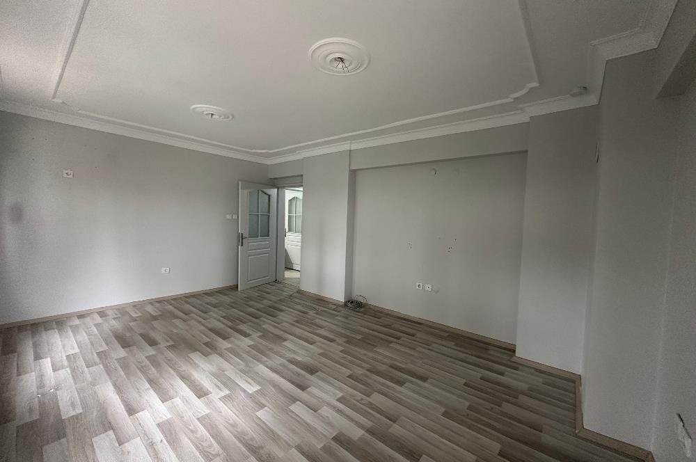 Merkezi Konumda Güvenlikli Sitede Ferah 2+1 