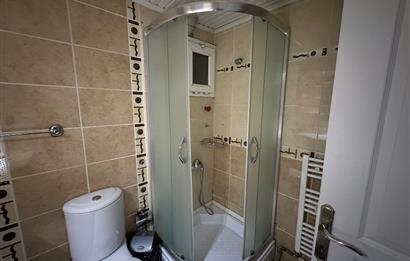 Merkezi Konumda Güvenlikli Sitede Ferah 2+1 