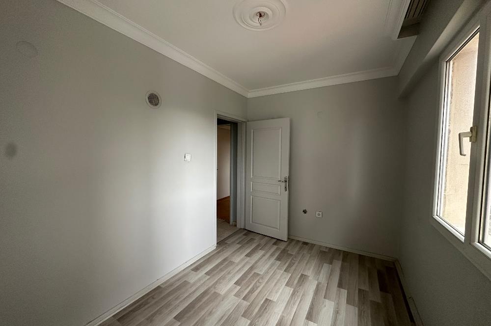 Merkezi Konumda Güvenlikli Sitede Ferah 2+1 