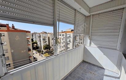 Merkezi Konumda Site İçi Ferah Otoparklı 3+1 