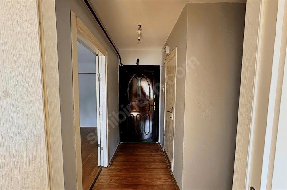 Merkezi Konumda Site İçi Ferah Otoparklı 3+1 