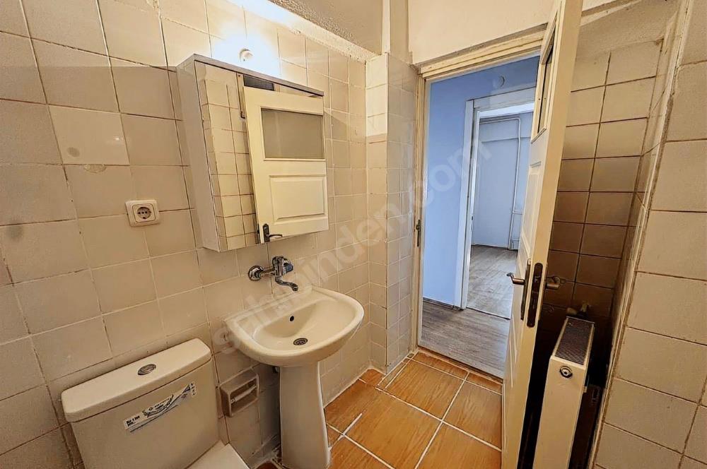 Merkezi Konumda Site İçi Ferah Otoparklı 3+1 