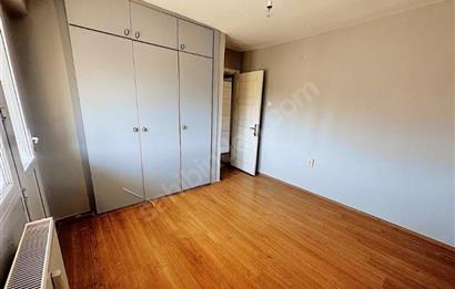 Merkezi Konumda Site İçi Ferah Otoparklı 3+1 