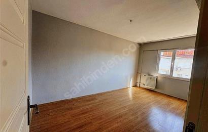 Merkezi Konumda Site İçi Ferah Otoparklı 3+1 