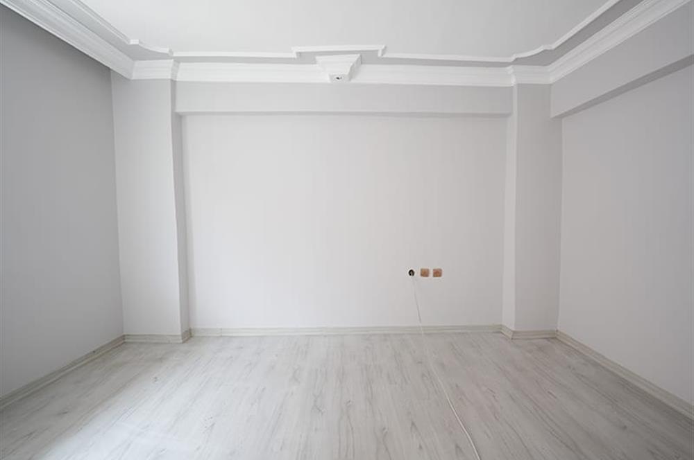 C21 Cius; 11 Eylül İlkokuluna Yakın Şehir Merkezinde 4+1 Ferah Daire