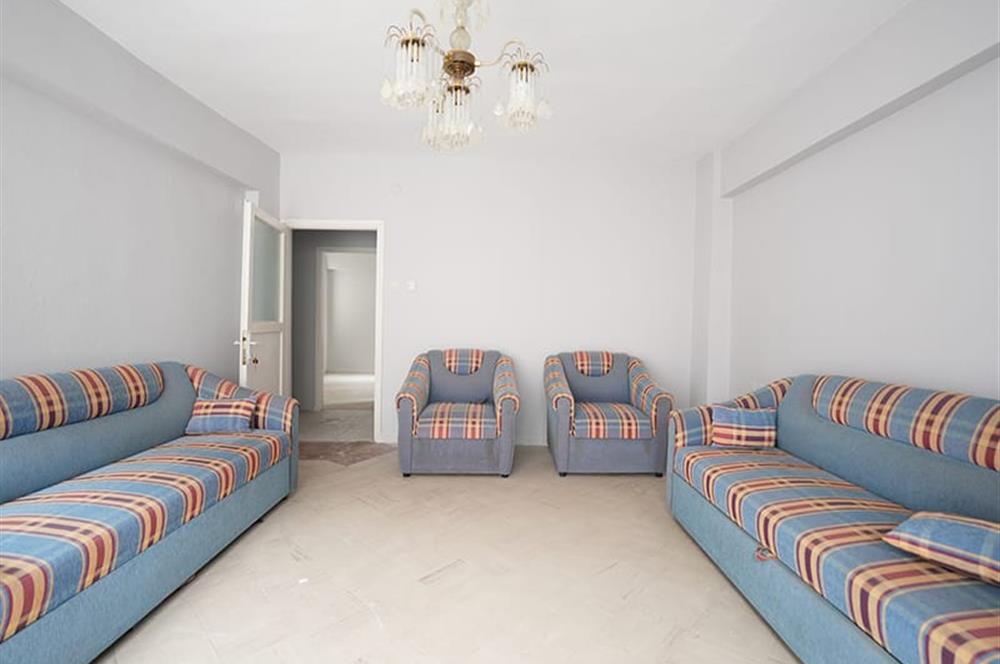 C21 Cius; 11 Eylül İlkokuluna Yakın Şehir Merkezinde 4+1 Ferah Daire