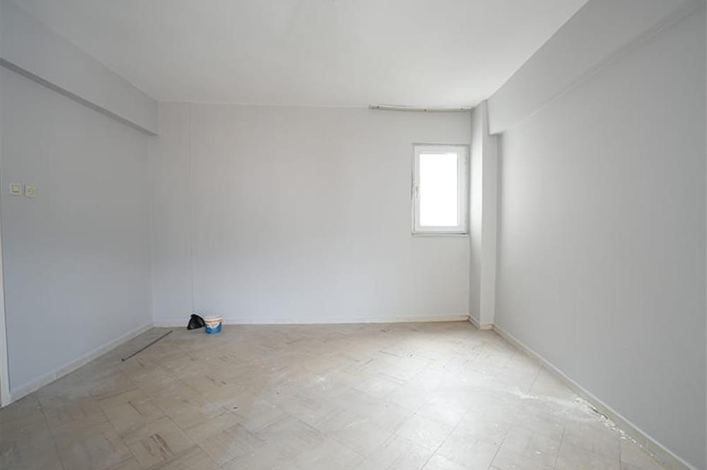 C21 Cius; 11 Eylül İlkokuluna Yakın Şehir Merkezinde 4+1 Ferah Daire